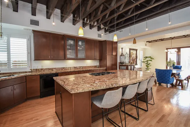 $730,000 | 9410 Shady Ln Court, Houston, TX 77063