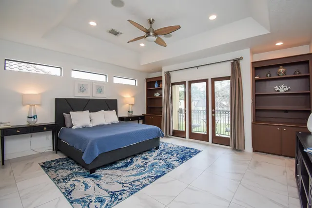 $730,000 | 9410 Shady Ln Court, Houston, TX 77063