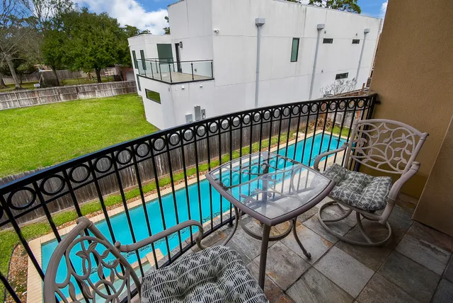 $730,000 | 9410 Shady Ln Court, Houston, TX 77063