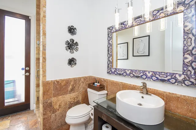 $730,000 | 9410 Shady Ln Court, Houston, TX 77063