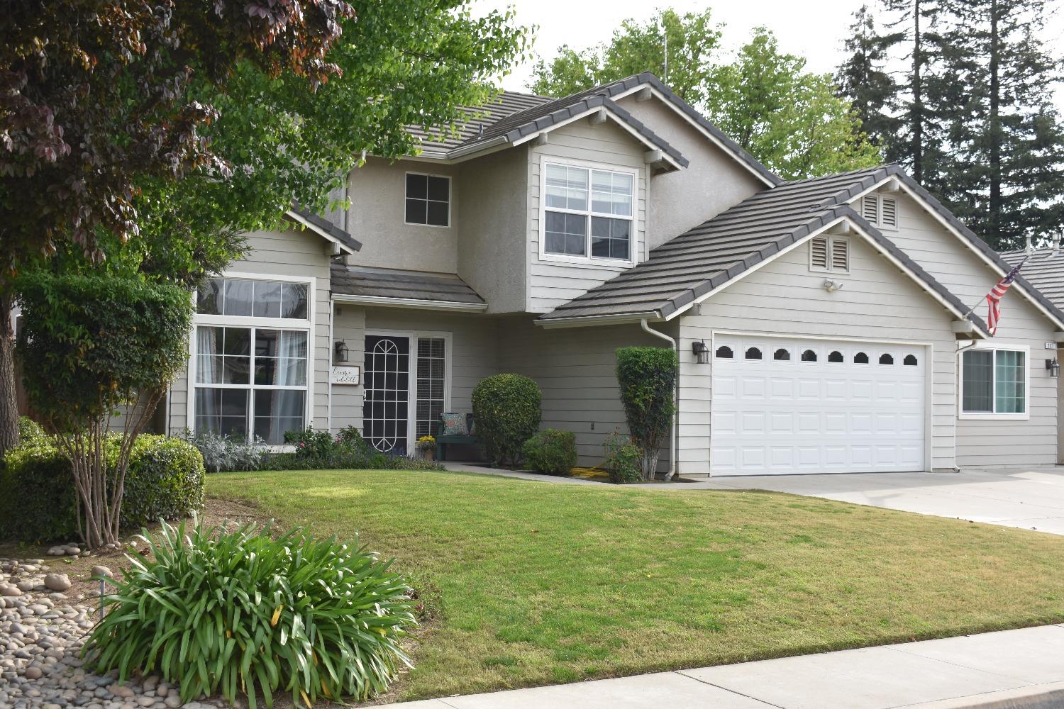 237 West Carpenter Avenue Reedley, CA 93654 - Photo 2 of 28 Gallery Image 2