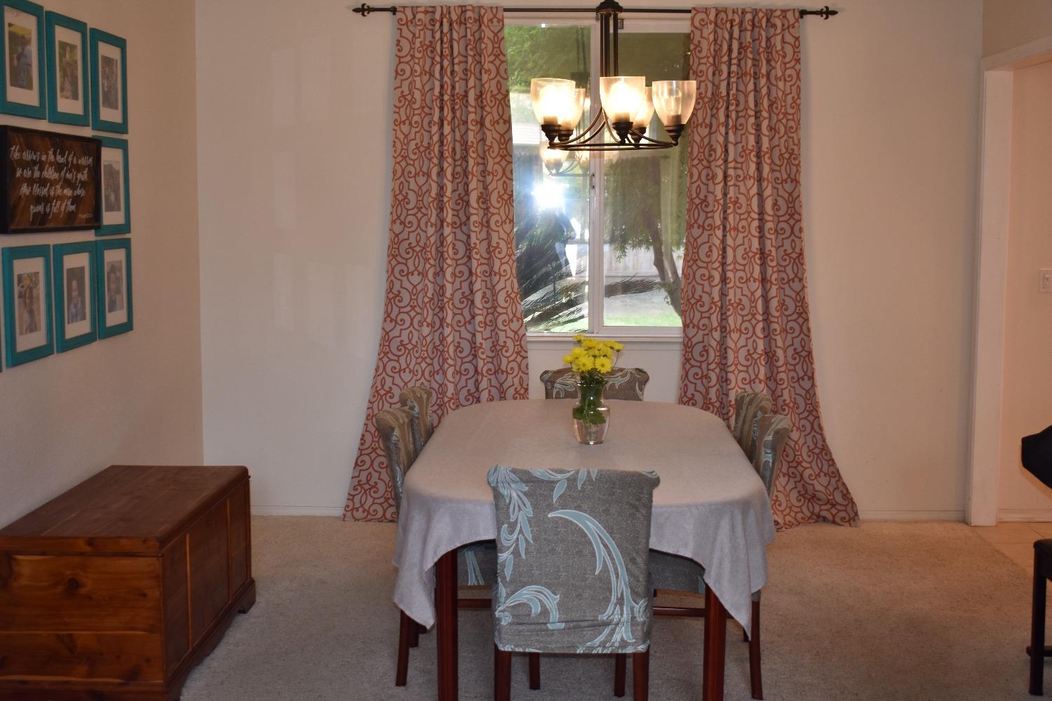 237 West Carpenter Avenue Reedley, CA 93654 - Photo 6 of 28 Gallery Image 6