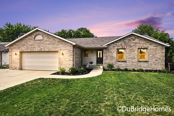 $449,900 | 153 Suncrest Court Southwest, Grandville, MI 49418