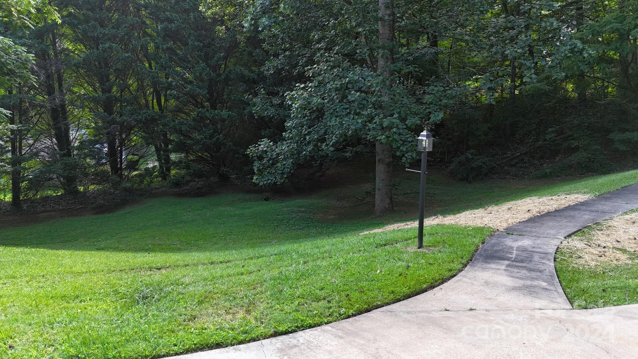 63 North Pointe Road Sylva, NC 28779 - Photo 4 of 27 Gallery Image 4