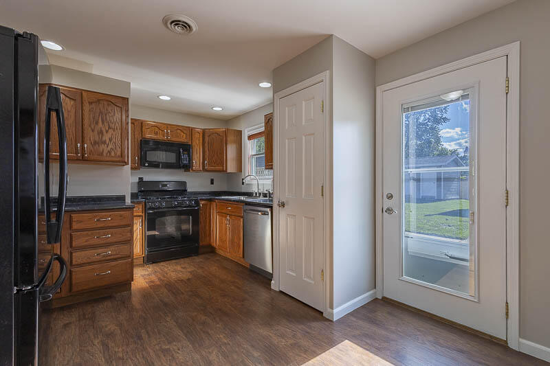 722 Capitol Road Valparaiso, IN 46385 - Photo 10 of 36 800x533
