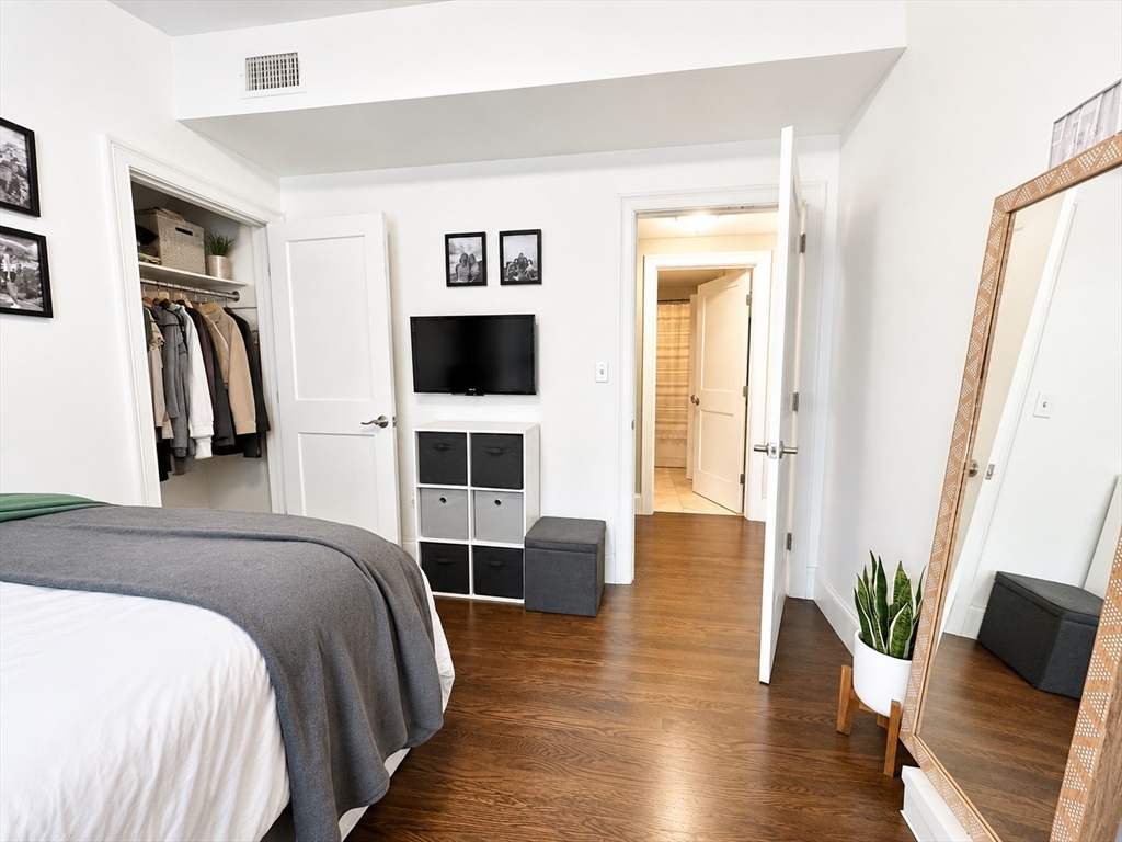 154 Gold Street, Unit 3 Boston, MA 02127 - Photo 14 of 20