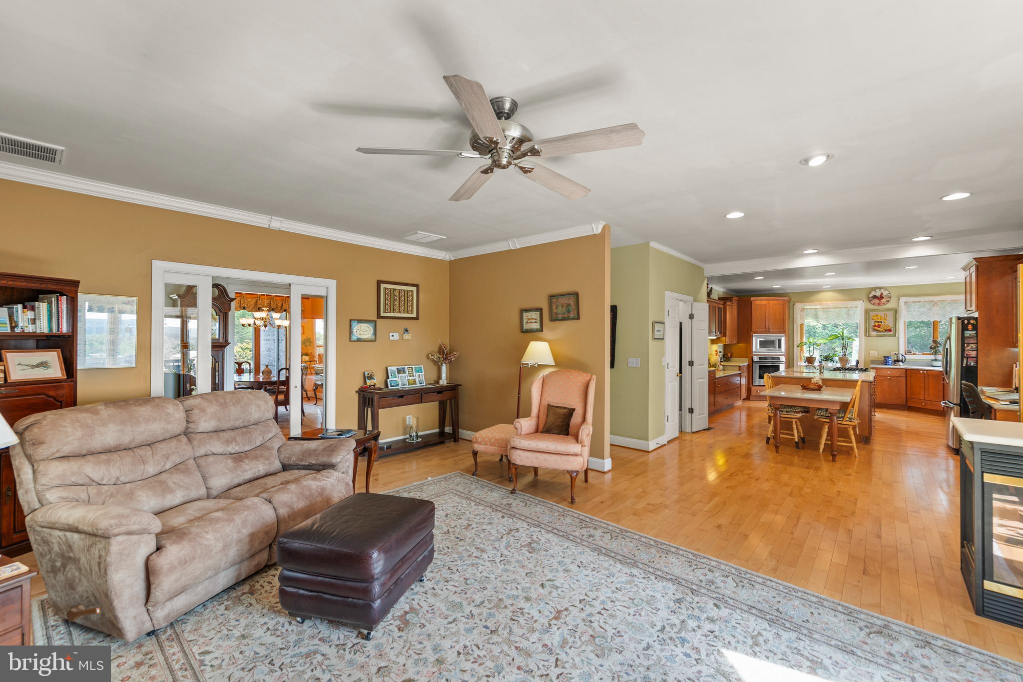 237 Aspen Trail Winchester, VA 22602 - Photo 13 of 69 a living room with furniture and a table