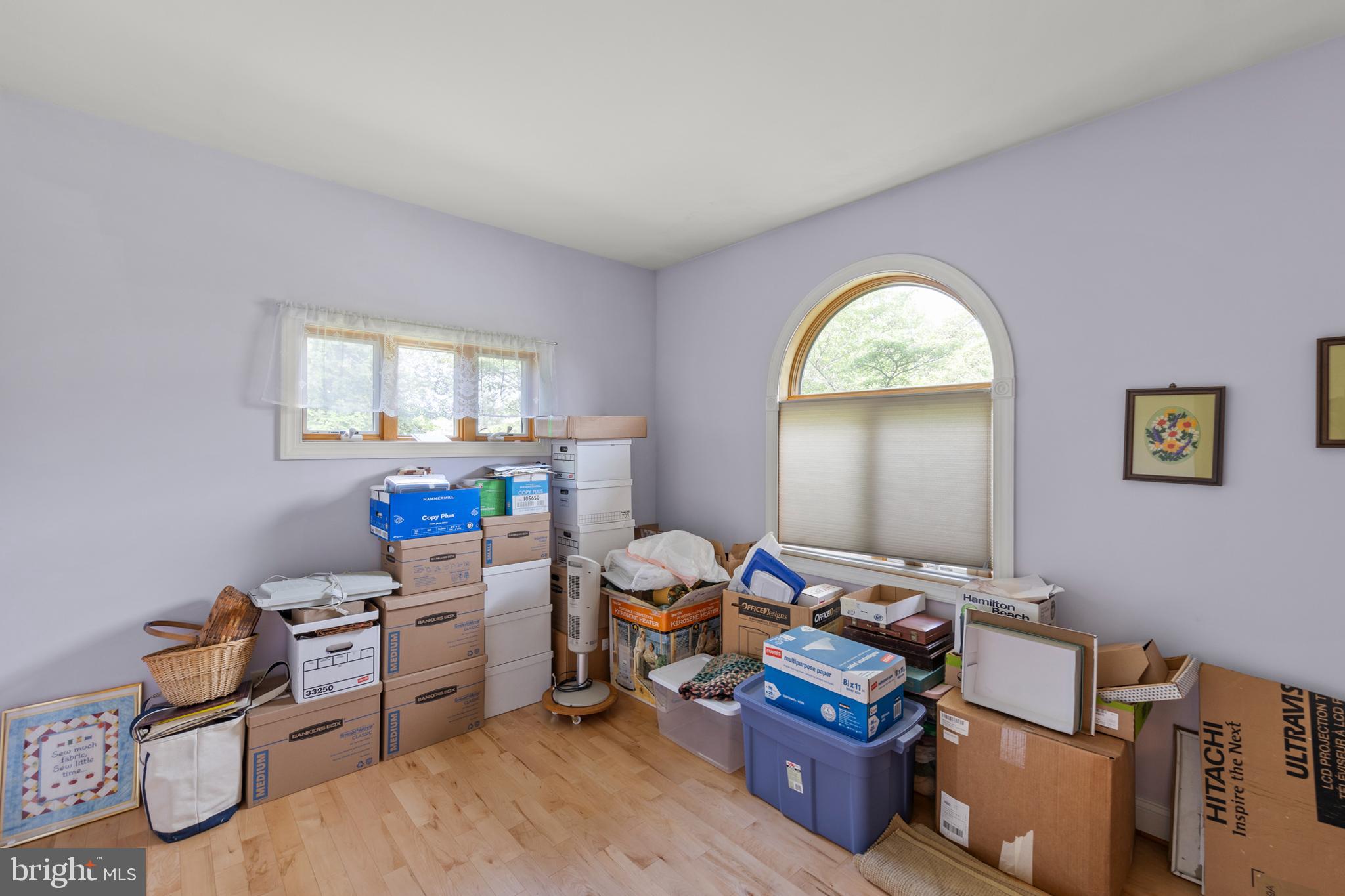 237 Aspen Trail Winchester, VA 22602 - Photo 33 of 69 a room with furniture and a window