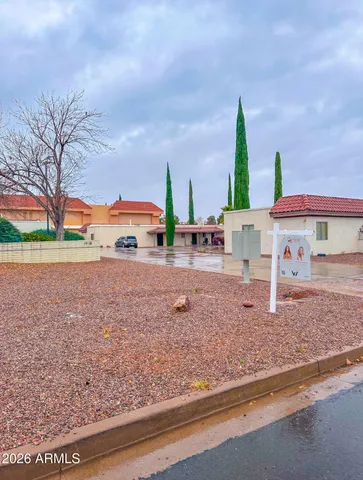 $170,000 | 1936 Paseo De La Luna, Unit 13, Sierra Vista, AZ 85635
