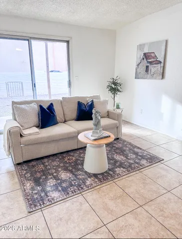 $170,000 | 1936 Paseo De La Luna, Unit 13, Sierra Vista, AZ 85635