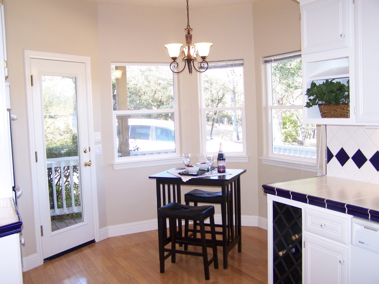 8286 Maynard Road Palo Cedro, CA 96073 - Photo 5 of 11 Kitchen