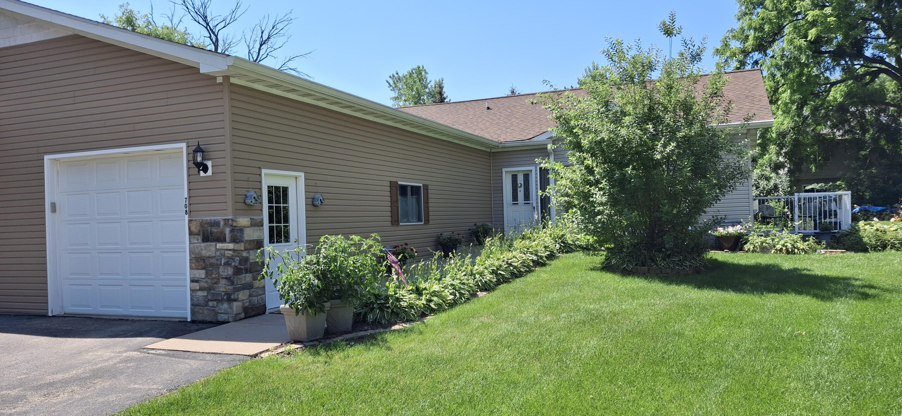 708 Riverview Court Jefferson, WI 53549 - Photo 1 of 23 20260707_110756