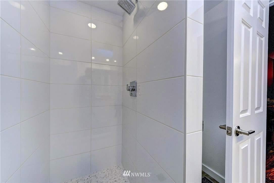 3103 Rim Drive Everett, WA 98208 - Photo 26 of 36 Gallery Image 26