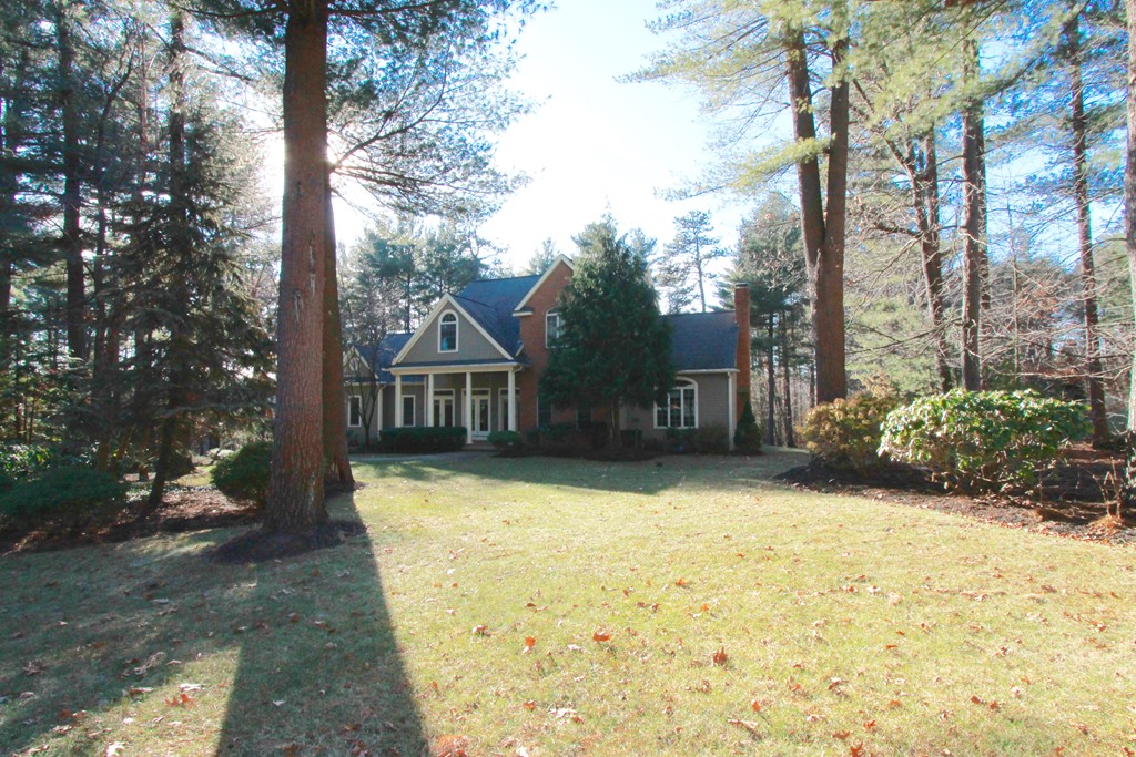 106 Flint Farm Road Middleton, MA 01949 - Photo 4 of 30 front view of a house with a yard
