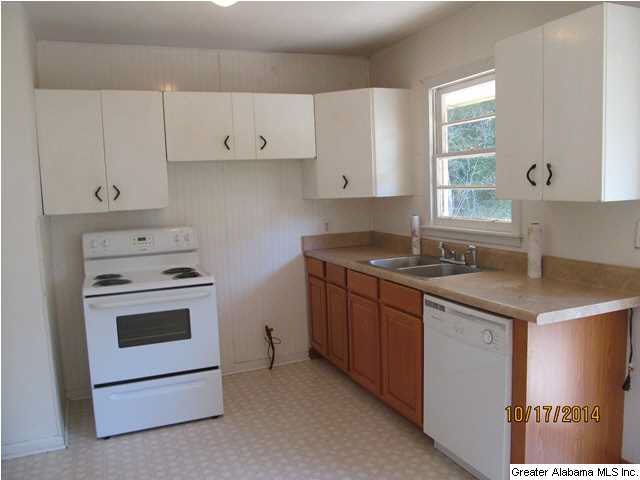 1817 Whitmire Street Leeds, AL 35094 - Photo 4 of 9