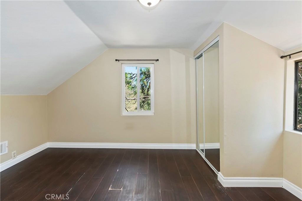 23739 Hillside Drive Crestline, CA 92325 - Photo 28 of 37