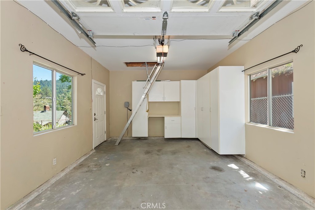 23739 Hillside Drive Crestline, CA 92325 - Photo 35 of 37 Finished garage