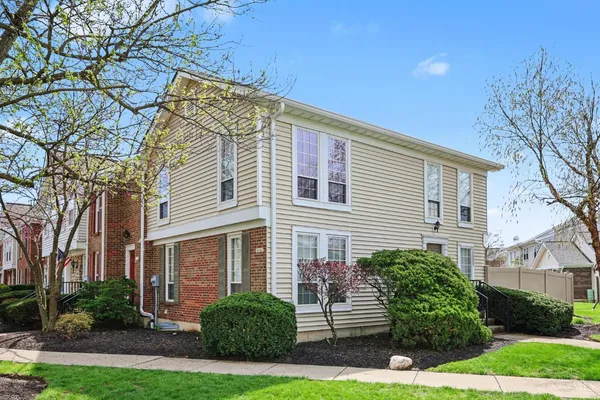 $279,900 | 8081 Hetz Drive, Cincinnati, OH 45242