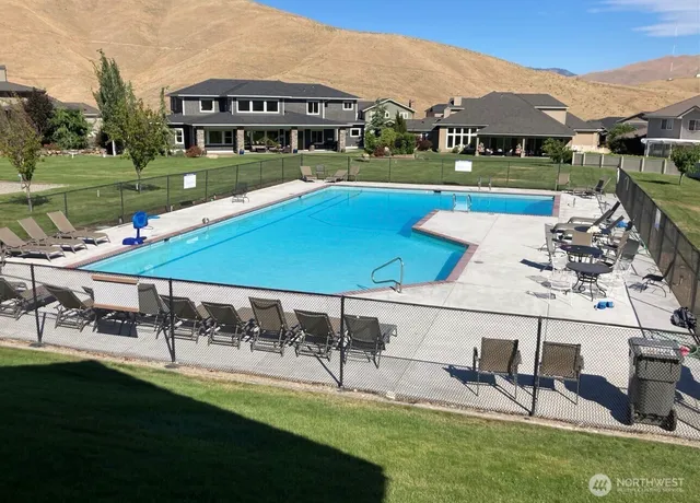 $1,320,000 | 1918 Broadview, Wenatchee, WA 98801