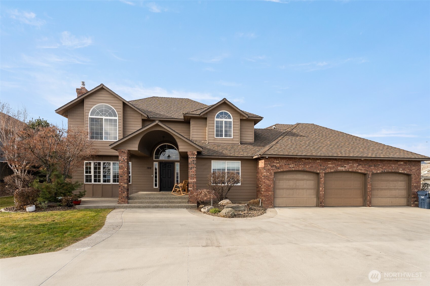 1918 Broadview Wenatchee, WA 98801 - Photo 5 of 40