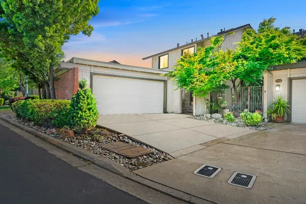 $599,000 | 8728 Bluff Lane, Fair Oaks, CA 95628