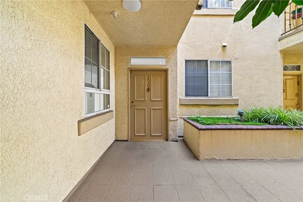$699,999 | 10824 Bloomfield Street, Unit 108, North Hollywood, CA 91602
