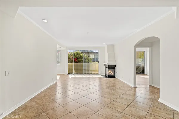 $699,999 | 10824 Bloomfield Street, Unit 108, North Hollywood, CA 91602