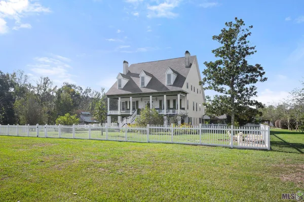 $890,000 | 185 Glover Cemetery Road, Pine Grove, LA 70453