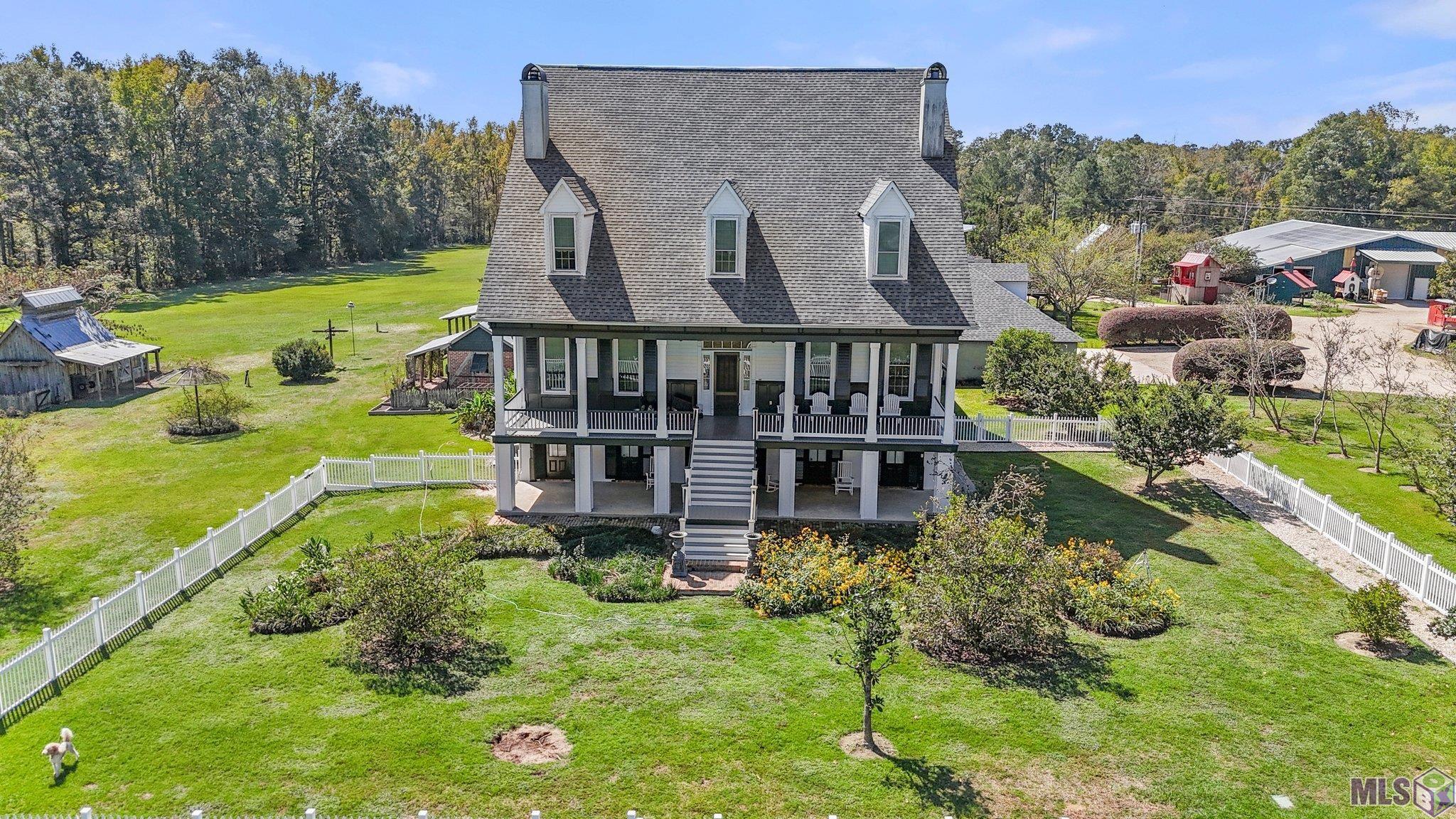 185 Glover Cemetery Road Pine Grove, LA 70453 - Photo 2 of 58