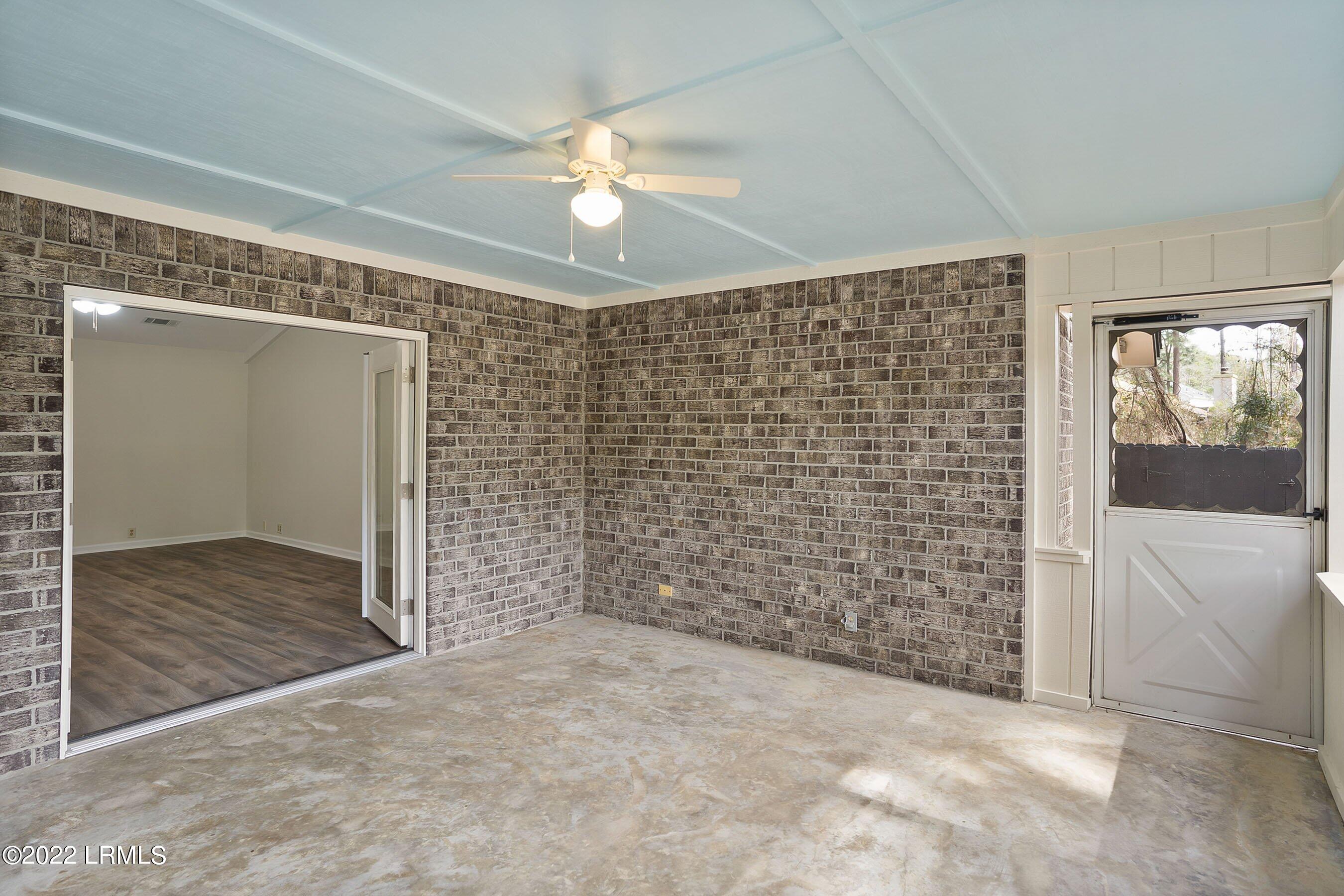 17 State Rd S-7-578 Beaufort, SC 29907 - Photo 12 of 41 DSC08398.jpg-SMALL