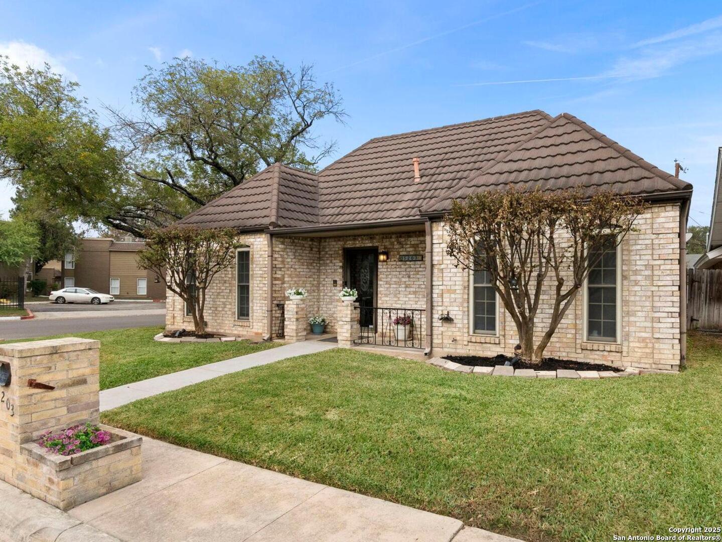 5203 Metcalf Windcrest, TX 78239 - Photo 35 of 36