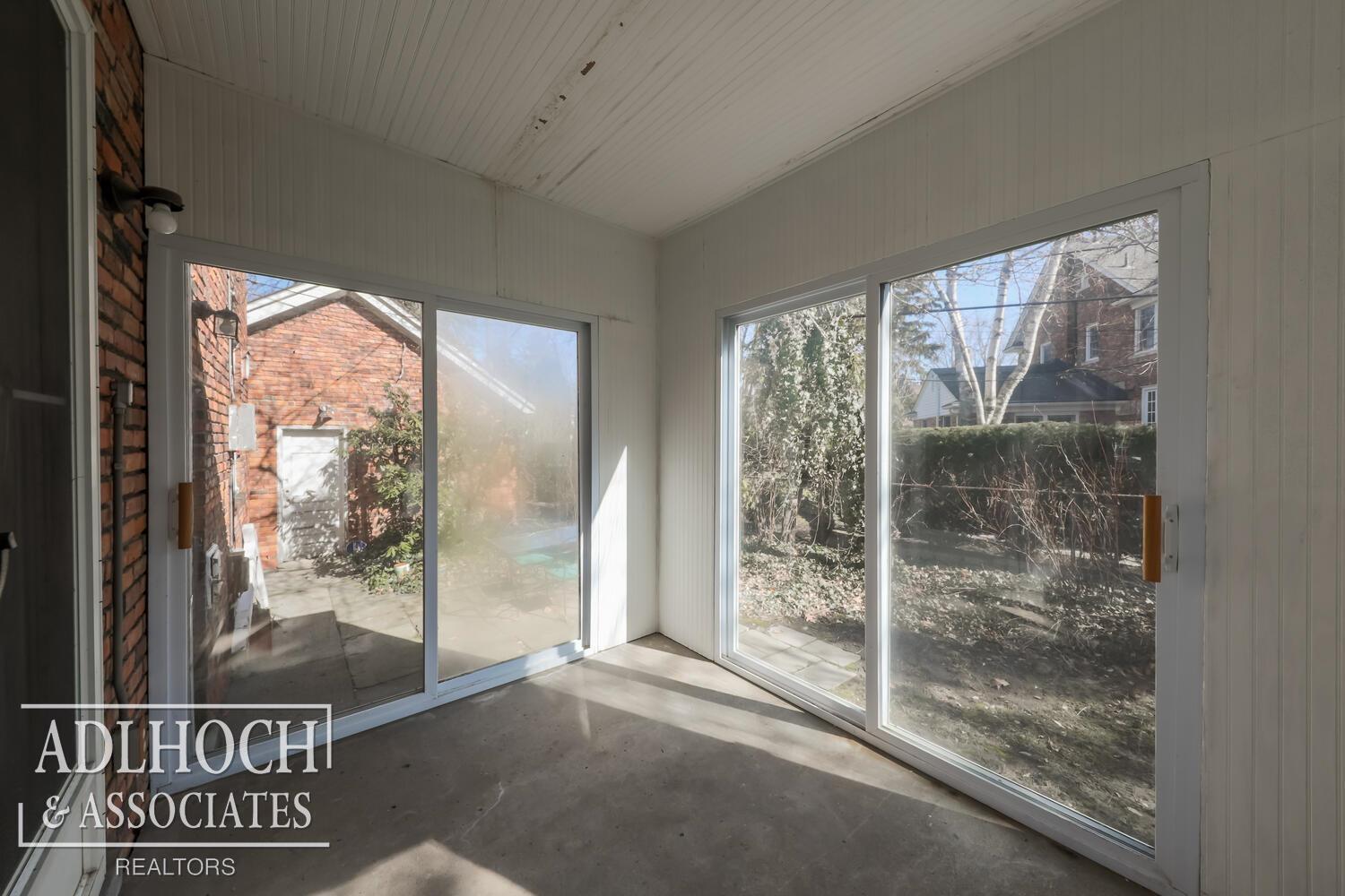 274 McMillan Road Grosse Pointe, MI 48236 - Photo 14 of 19 50104633-13.JPG