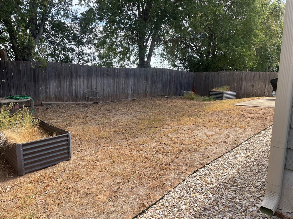 10709 Fallbrook Road Waco, TX 76708 - Photo 3 of 25 Gallery Image 3