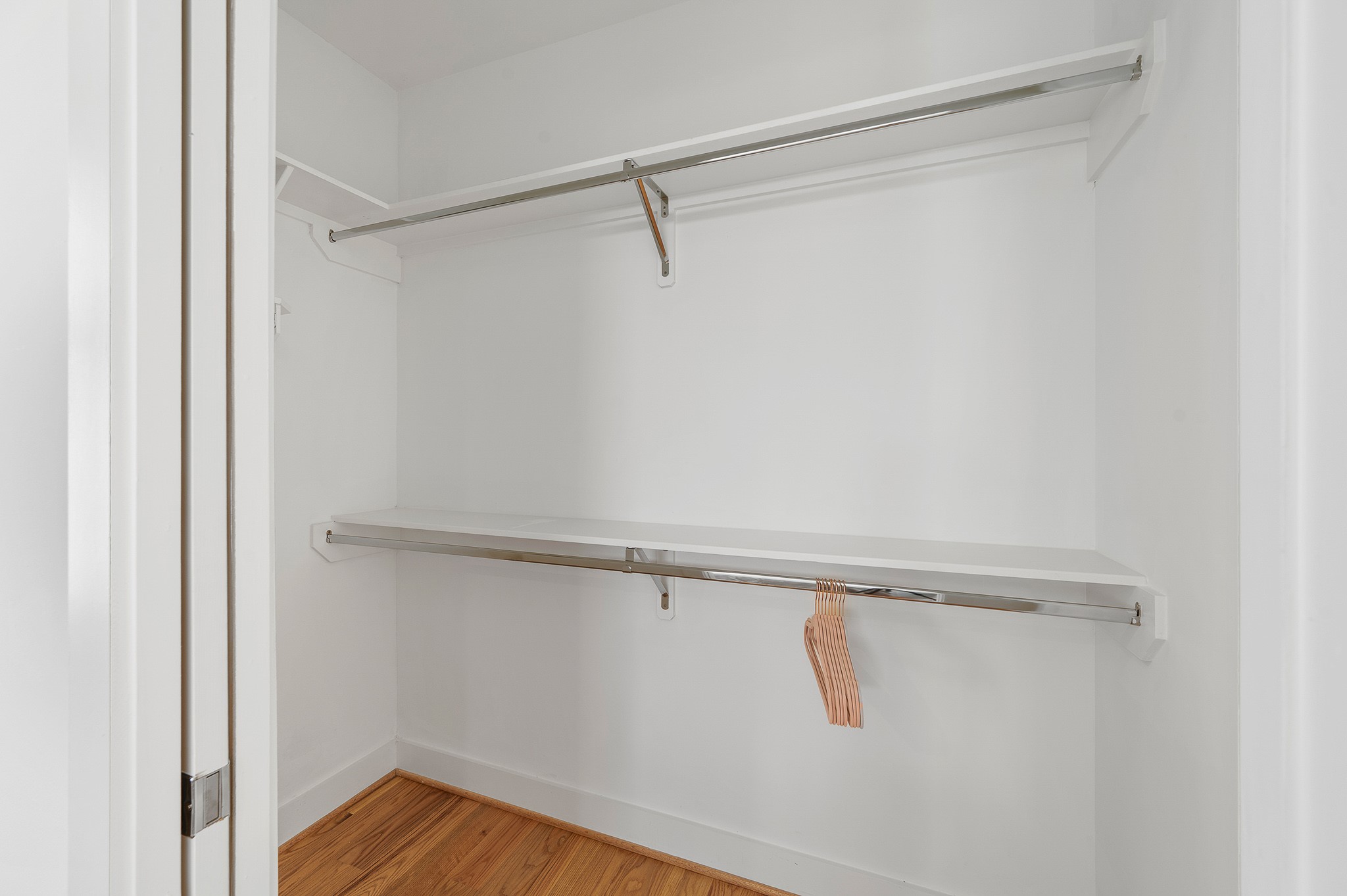 2239 North MacGregor Way Houston, TX 77004 - Photo 28 of 39 a view of a room with racks on the wall