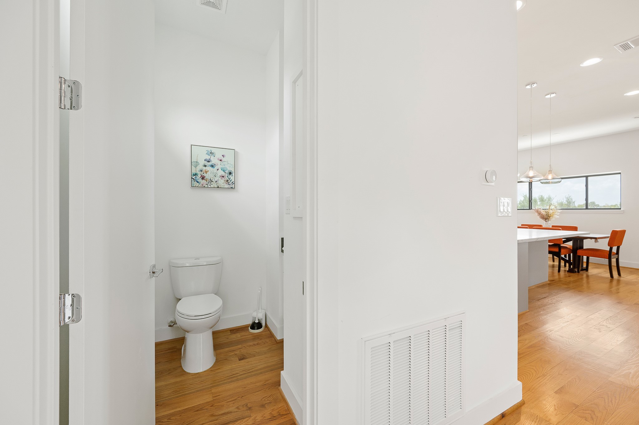 2239 North MacGregor Way Houston, TX 77004 - Photo 6 of 39 a view of a bathroom with toilet