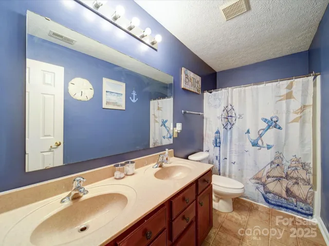 $409,000 | 3841 Shasta Circle, Clover, SC 29710