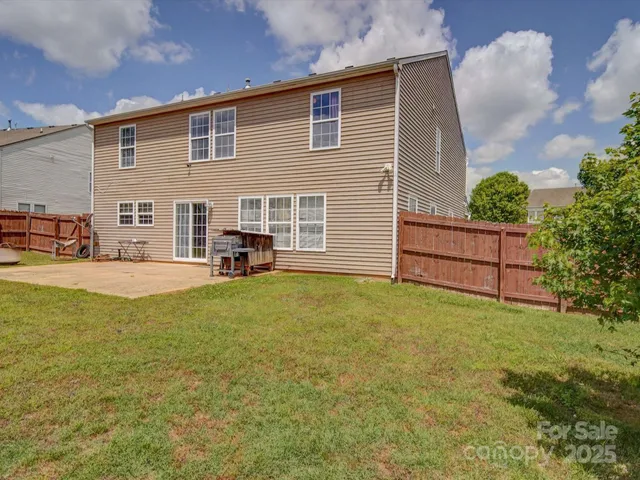 $409,000 | 3841 Shasta Circle, Clover, SC 29710