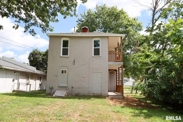 $118,900 | 713 North 6th Street, Quincy, IL 62301