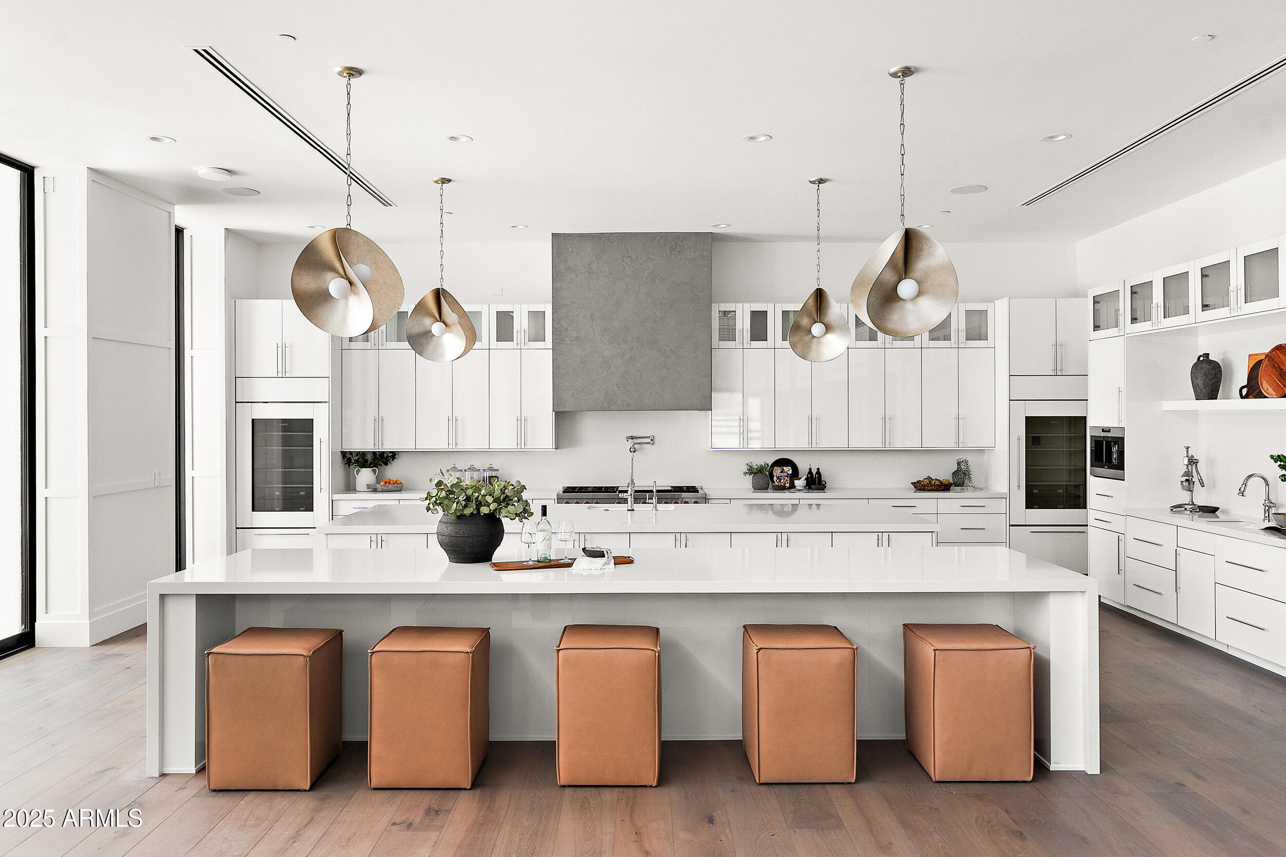 6216 North 38th Place Paradise Valley, AZ 85253 - Photo 11 of 69 Kitchen