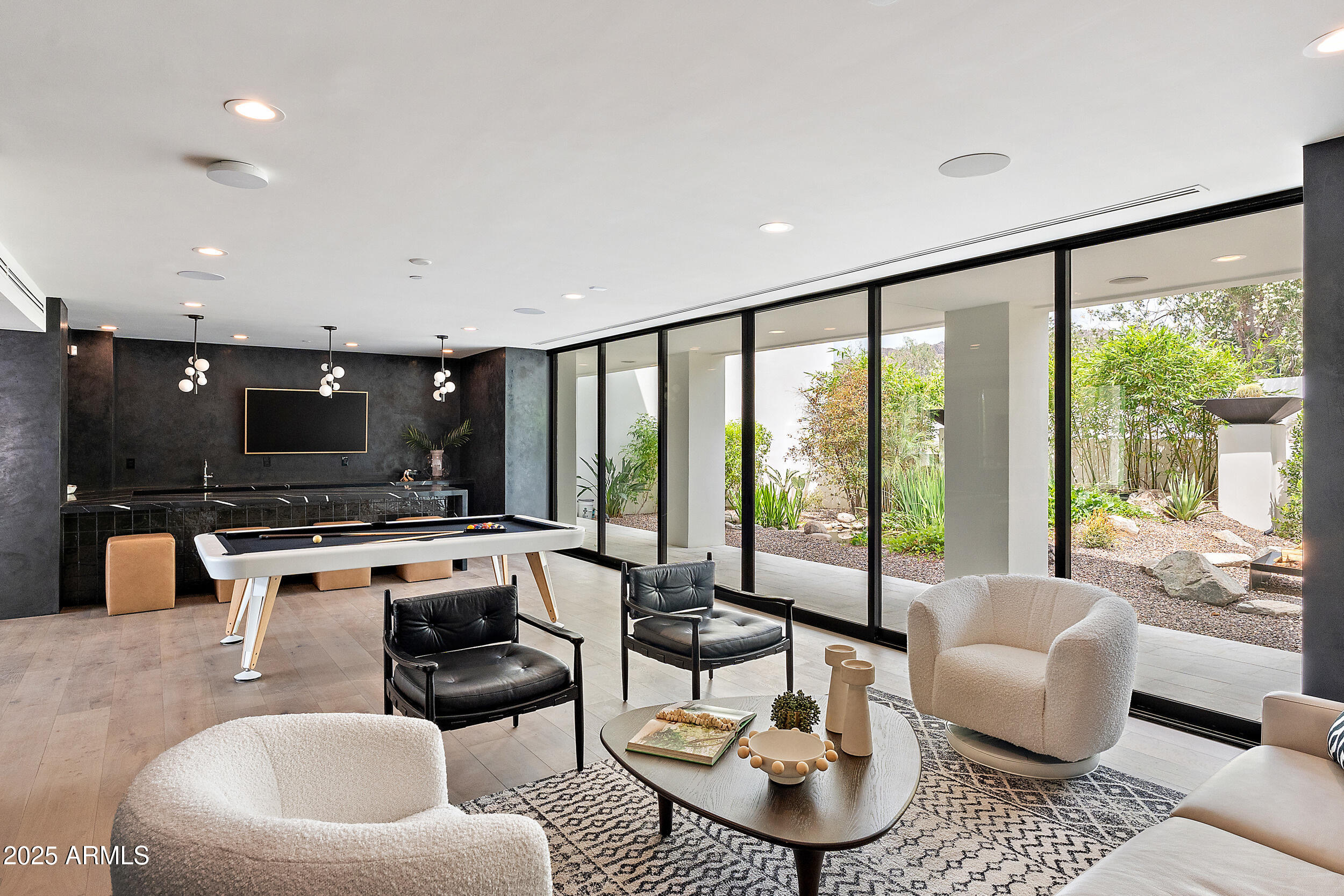 6216 North 38th Place Paradise Valley, AZ 85253 - Photo 17 of 69 Bar