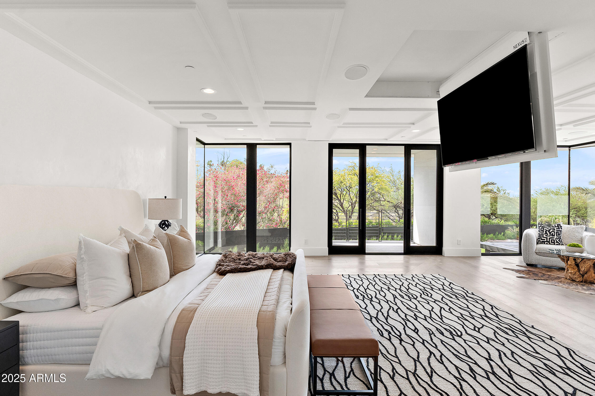 6216 North 38th Place Paradise Valley, AZ 85253 - Photo 26 of 69 Primary Suite