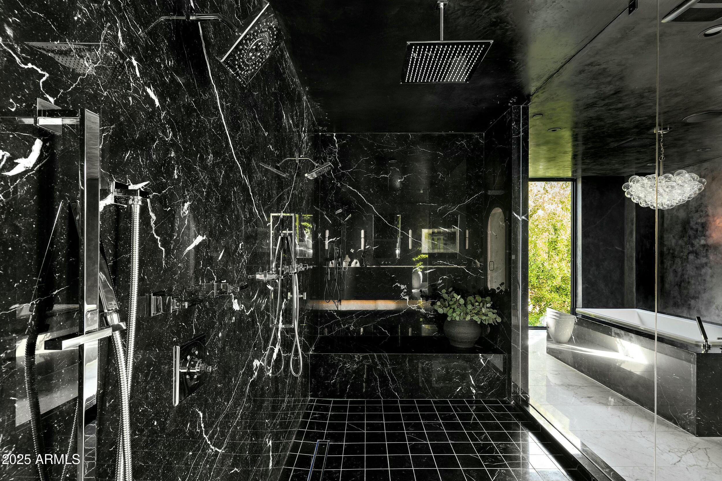 6216 North 38th Place Paradise Valley, AZ 85253 - Photo 33 of 69 Primary Bath