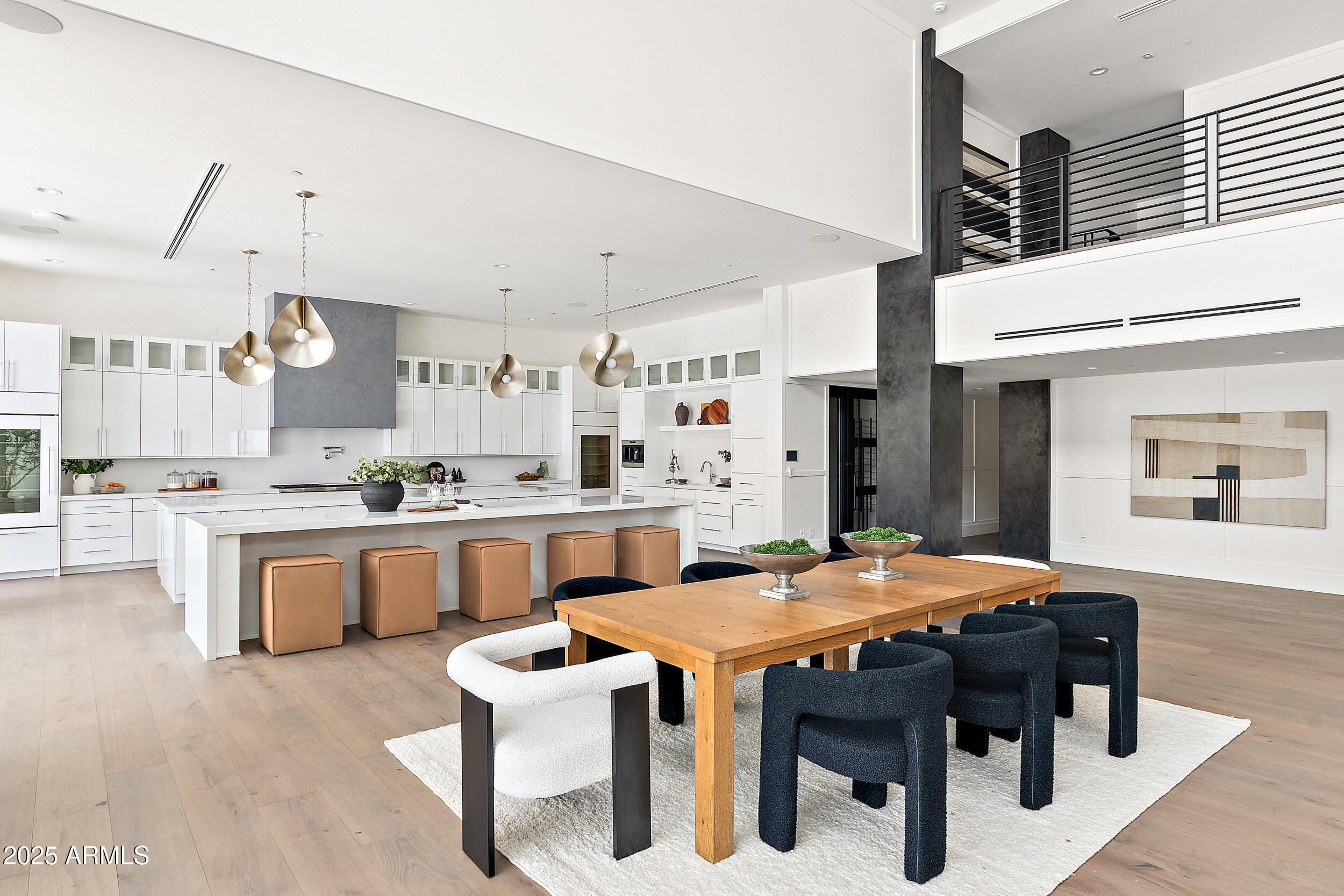 6216 North 38th Place Paradise Valley, AZ 85253 - Photo 10 of 69 .