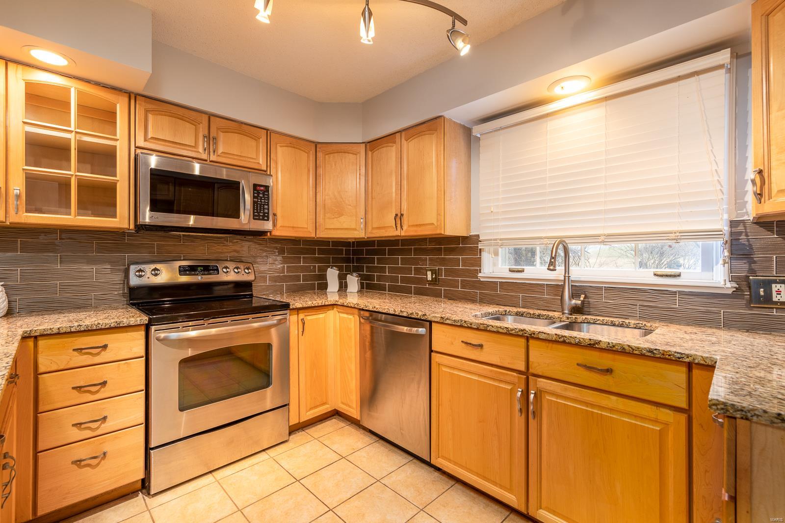 1153 North Berry Road St. Louis, MO 63122 - Photo 7 of 23 Gallery Image 7