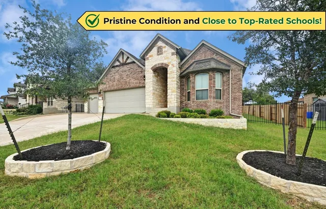 $575,000 | 918 Valley View Drive, Leander, TX 78641