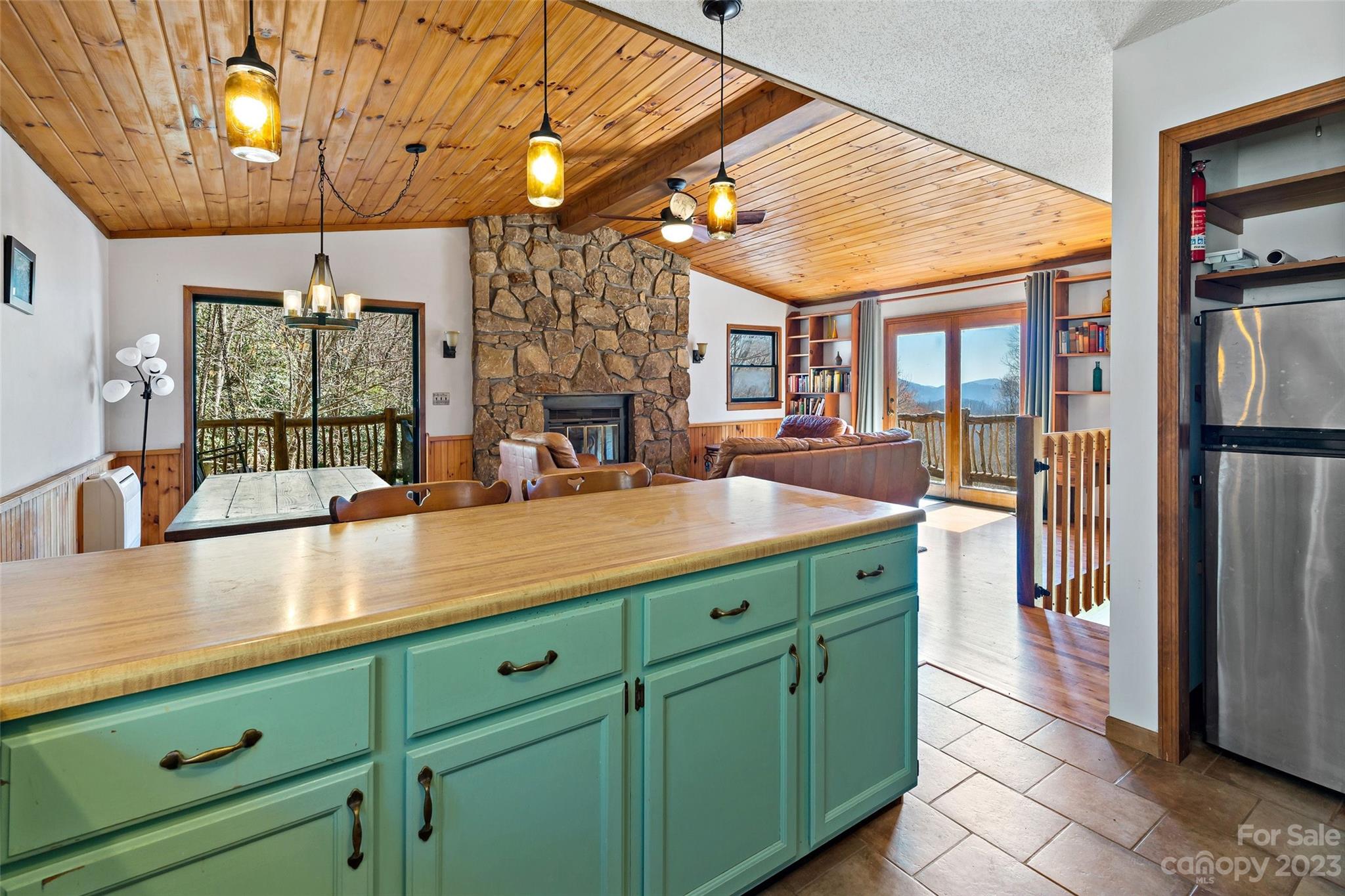 1283 Patsy Creek Road Burnsville, NC 28714 - Photo 16 of 48 Gallery Image 16