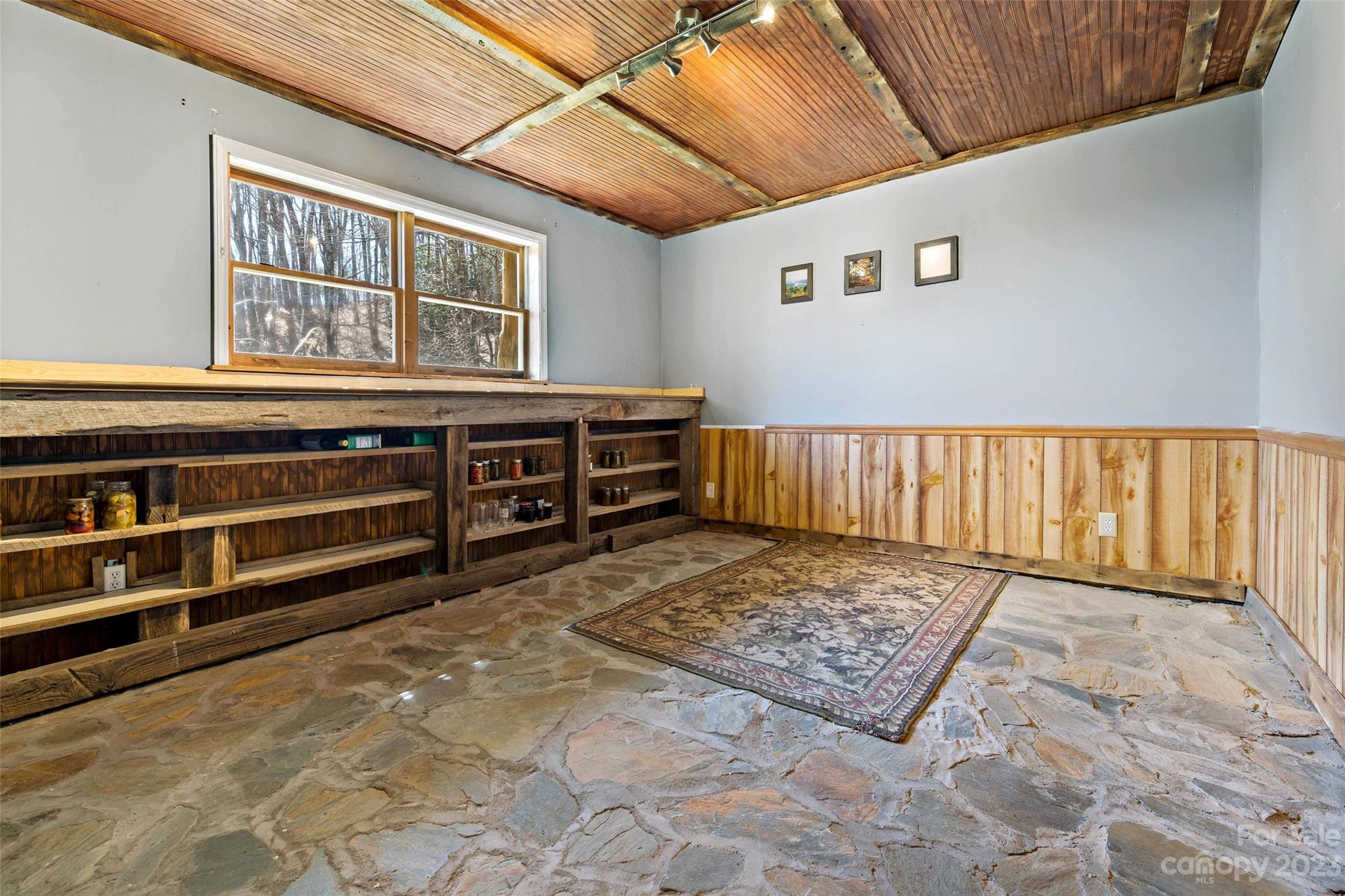 1283 Patsy Creek Road Burnsville, NC 28714 - Photo 28 of 48 Gallery Image 28