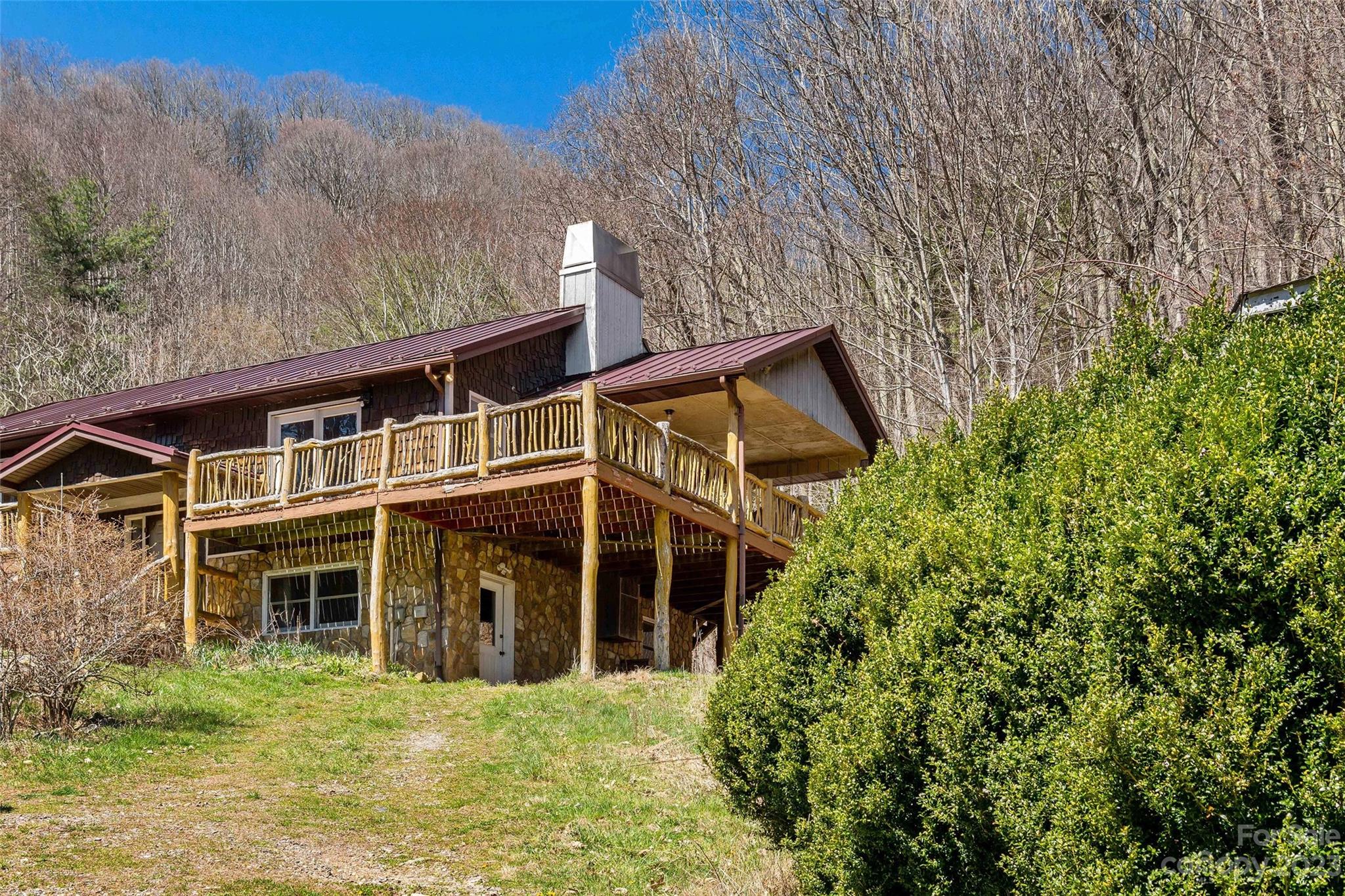 1283 Patsy Creek Road Burnsville, NC 28714 - Photo 31 of 48 Gallery Image 31
