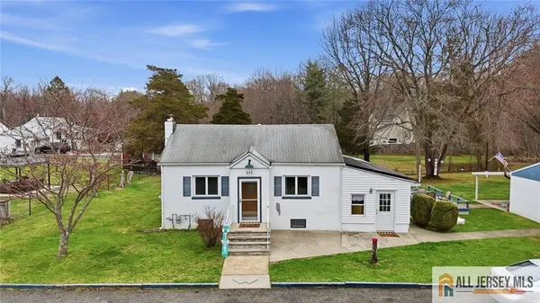 $650,000 | 251 Matchaponix Avenue, Monroe Township, NJ 08831