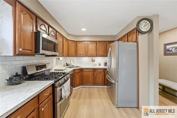 $650,000 | 251 Matchaponix Avenue, Monroe Township, NJ 08831